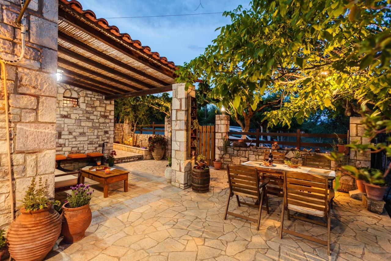 Petalidi Olive Garden Stone House Near The Beach Exteriér fotografie