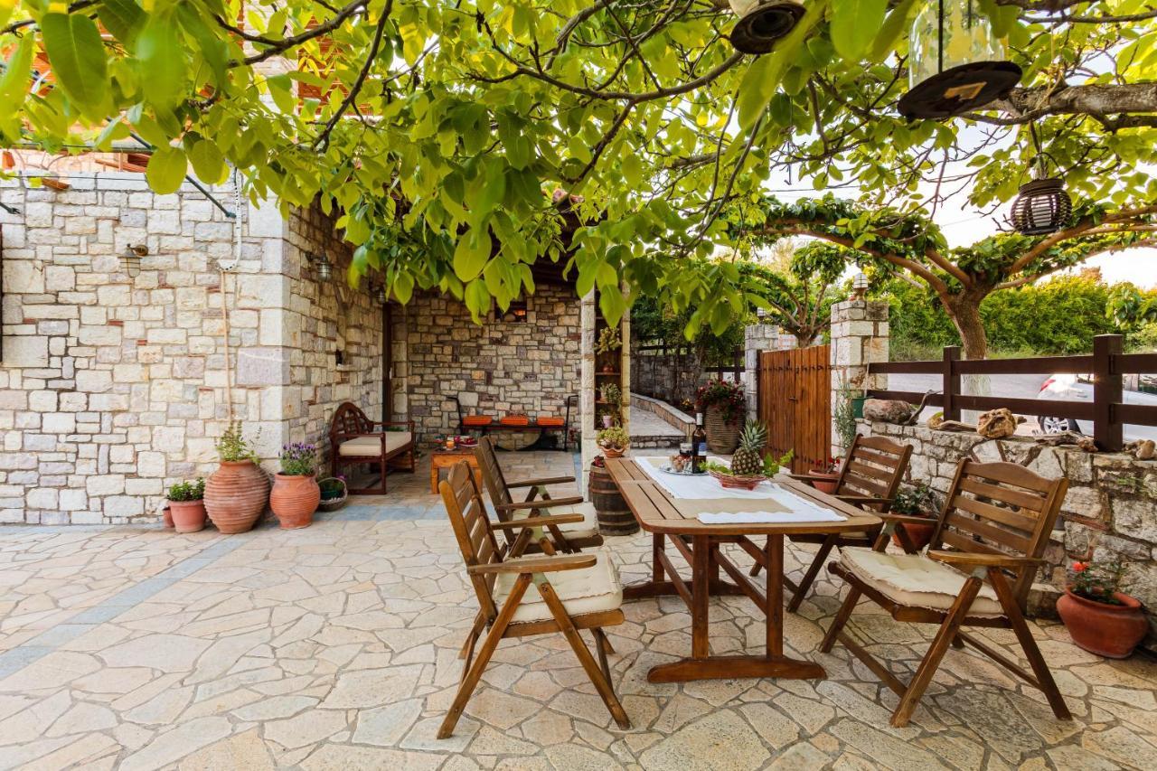 Petalidi Olive Garden Stone House Near The Beach Exteriér fotografie