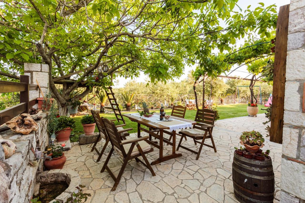 Petalidi Olive Garden Stone House Near The Beach Exteriér fotografie