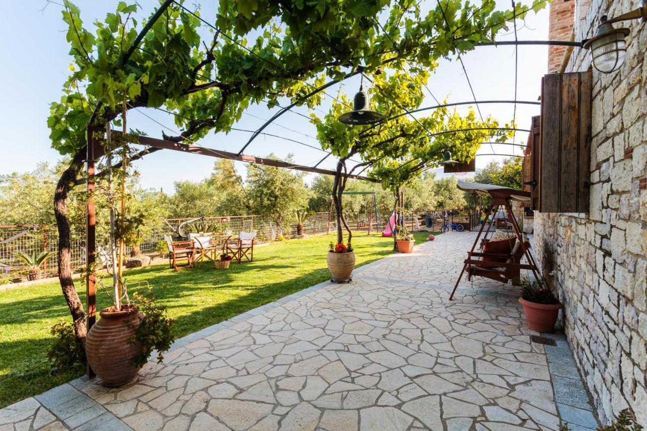 Petalidi Olive Garden Stone House Near The Beach Exteriér fotografie